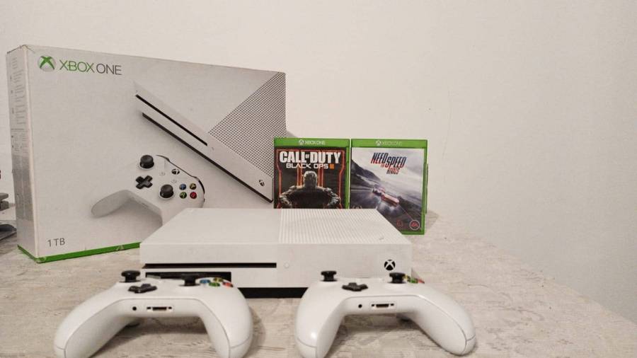 Xbox one S (Storage: 1 TB) in Original Packing Controller X 2 Games X 2