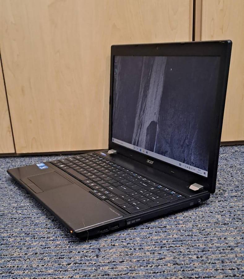 Acer Laptop - i5