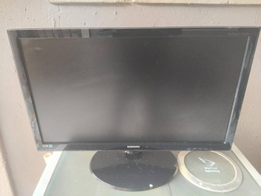 Samsung 27 inch monitor
