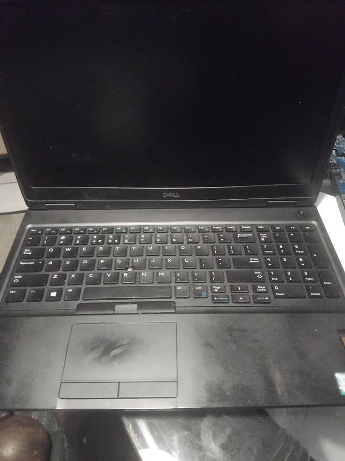 Dell latitude 5580 core i7 8th gen
