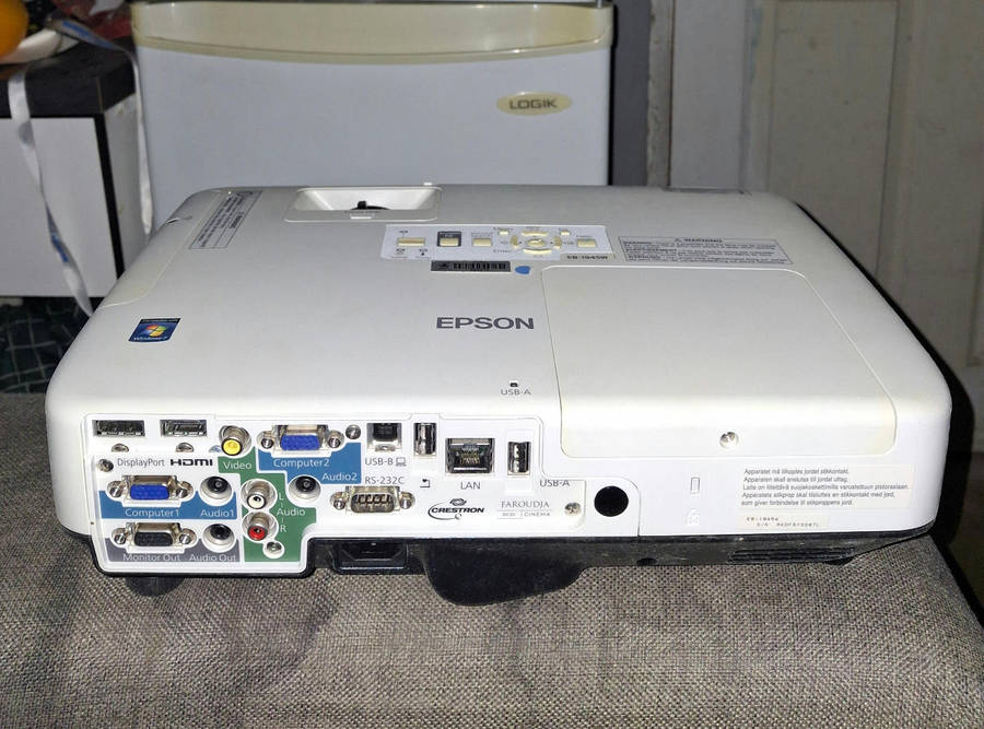 Epson Professional High Res Projector Model1945W WXGA 3LCD  - HDMI, VGA, USB, Wireless - Used