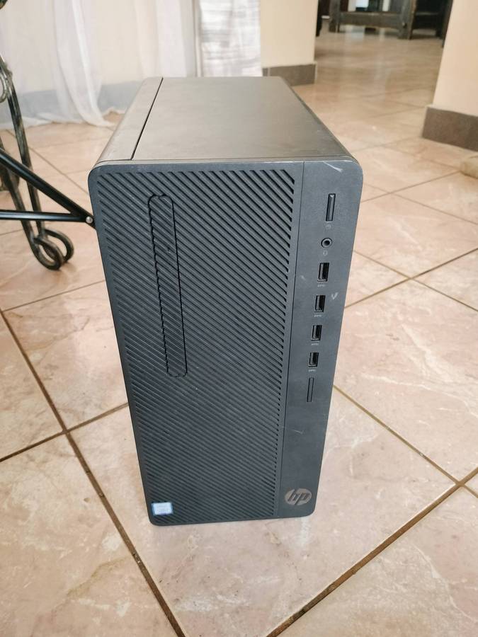 HP ELITEDESK CORE i5 9th GEN