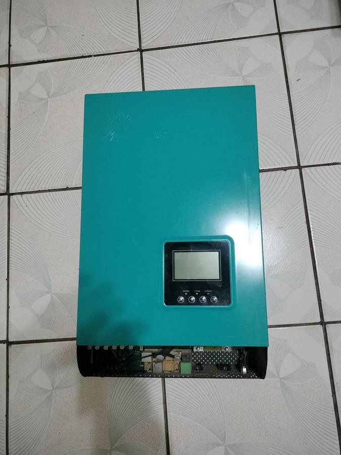 HYBRID SOLAR INVERTER