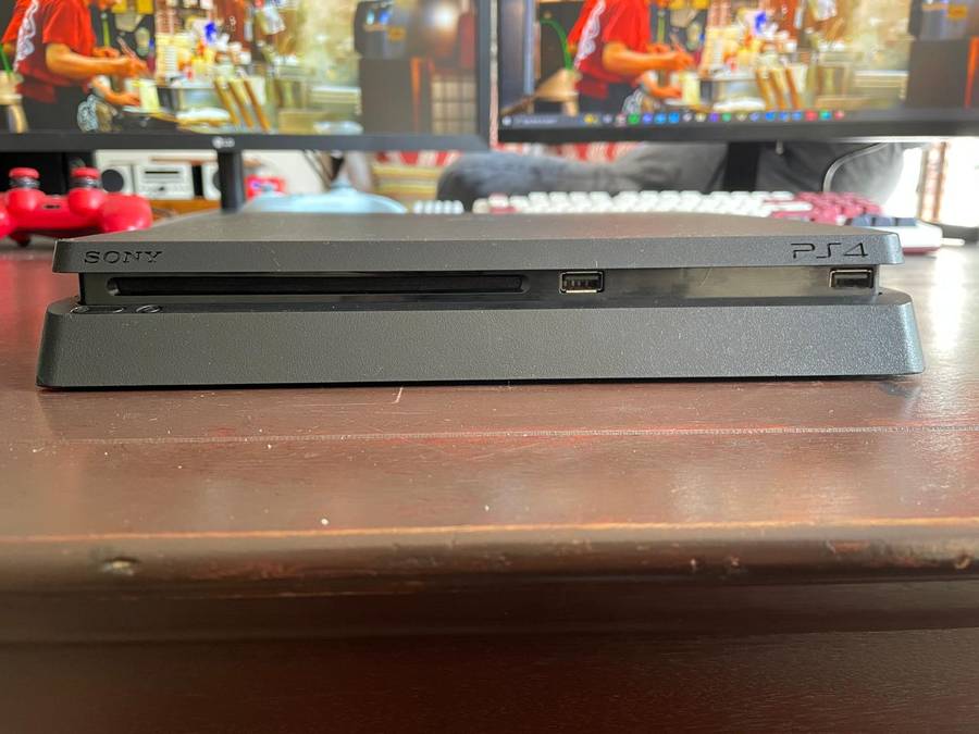 Playstation 4 Slim | (Not turning on | Read Description)