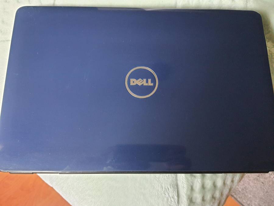 Dell Inspirion 15 (1545) Laptop