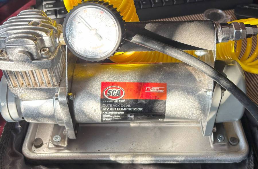 12v Mobile Air Pump in Bag