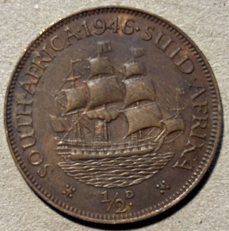 1946 Half Penny ( Beautiful)