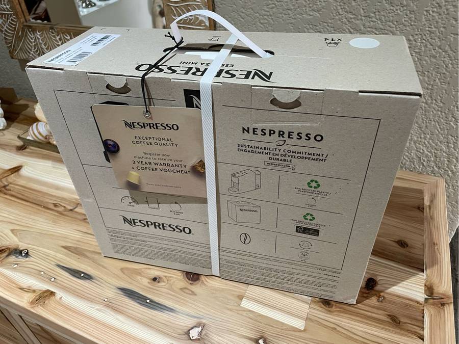 Nespresso Essenza Mini - White