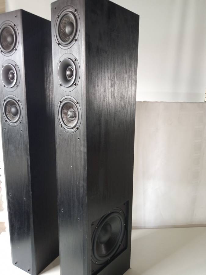 Acoustic Research (AR) Speakers