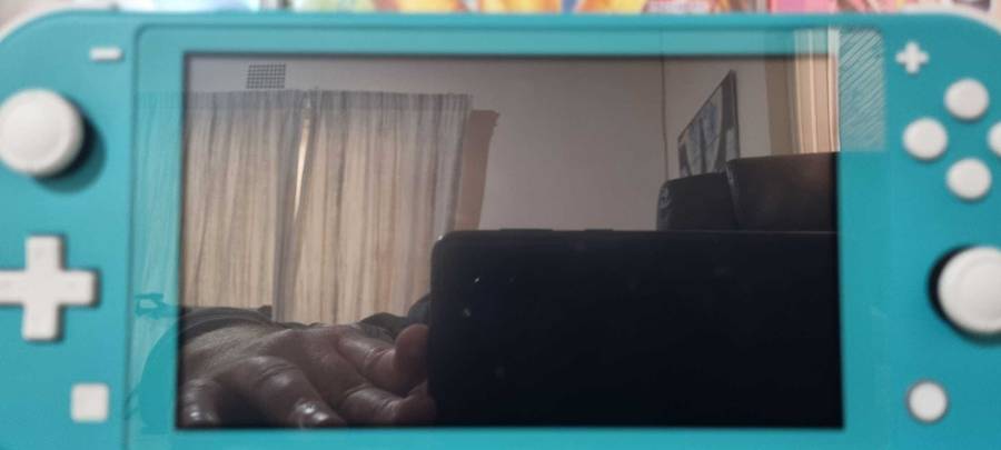 Nintendo Switch Lite + 3 Games + 128GB SD card