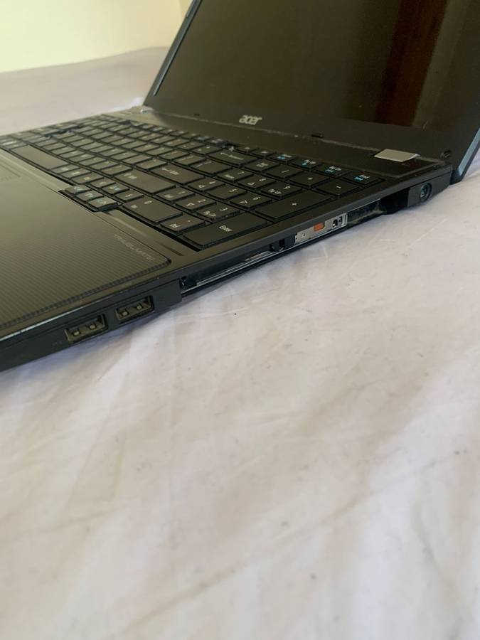 ACER Travelmate Laptop, Core i5, 500Gb HDD, 6Gb Ram