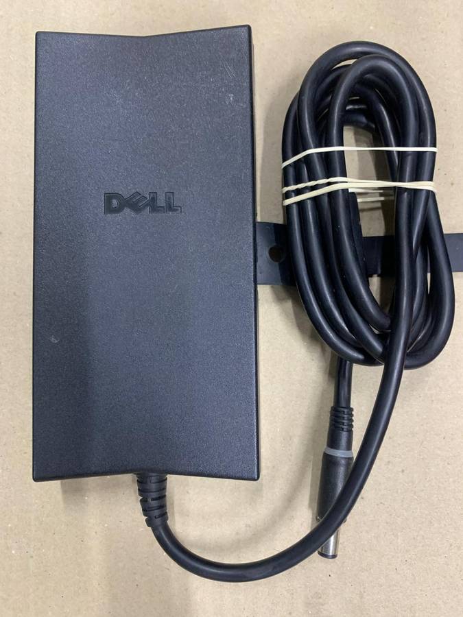 Dell AC Adapter 130W 19.5V  Small Pin Charger (with power cord)