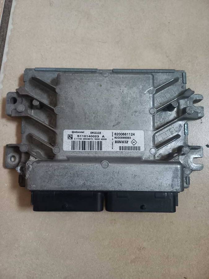 Nissan NP200 computer box ECU