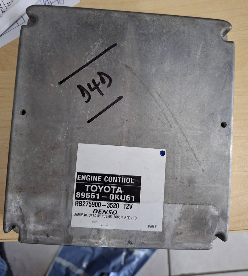 Toyota Hilux D4D computer box ECU