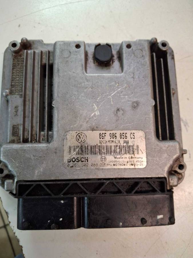 VW Golf 2.0 Fsi computer box ECU