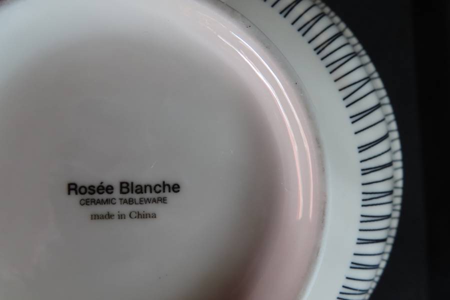 Bowl On Stand "Rosee Blanche"