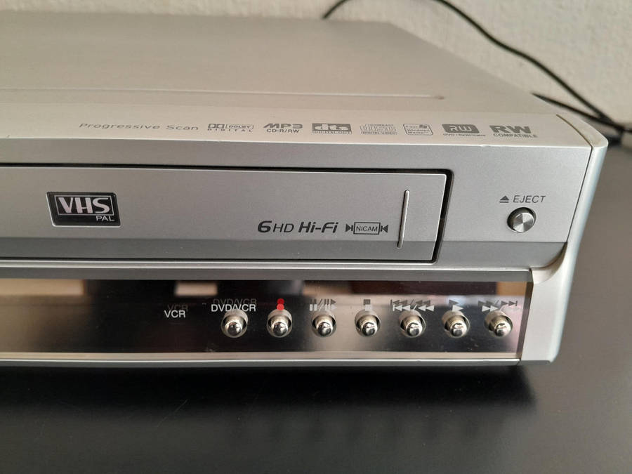 LG DVD and VHS Player