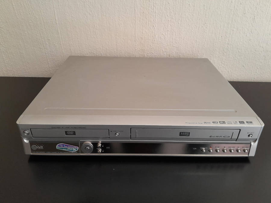 LG DVD and VHS Player