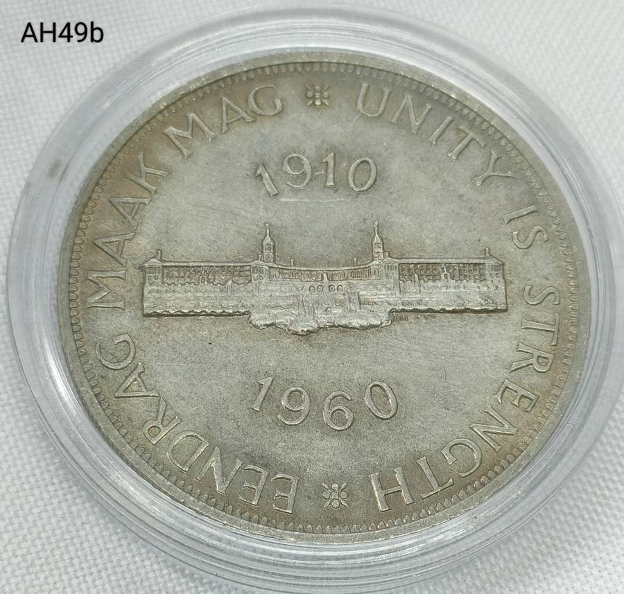 1960 Union of SA crown - 5 shillings - .500 silver - in capsule