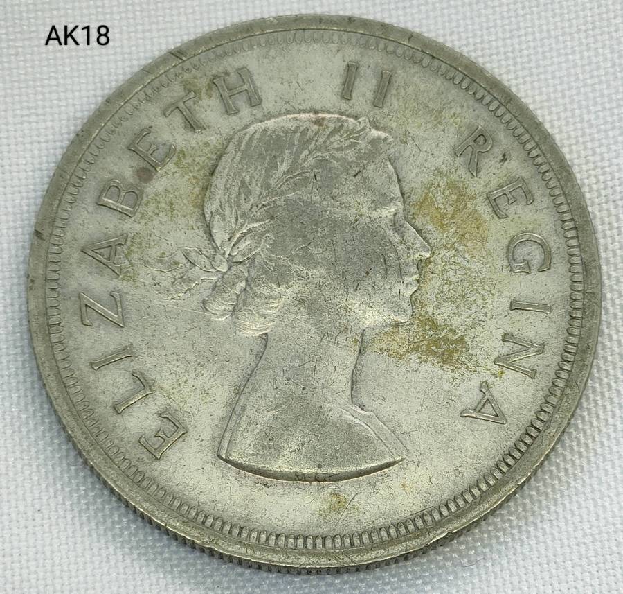 1953 Crown - 5 shillings - Union of South Africa- .500 silver- in capsule - superb specimen