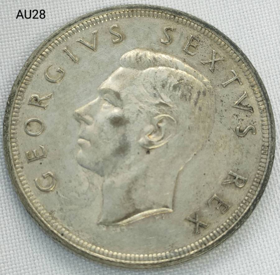 1951 Crown - 5 shillings Union of South Africa- .500 silver - in capsule- great detail