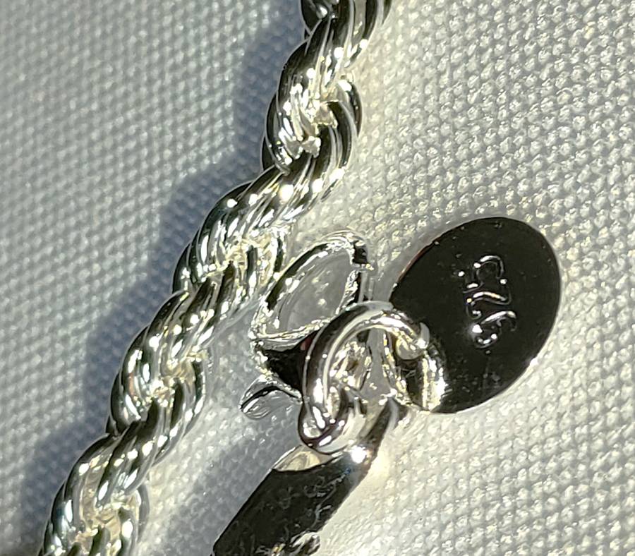 New Sterling Silver bracelet: Stamped 925: Length app 190mm