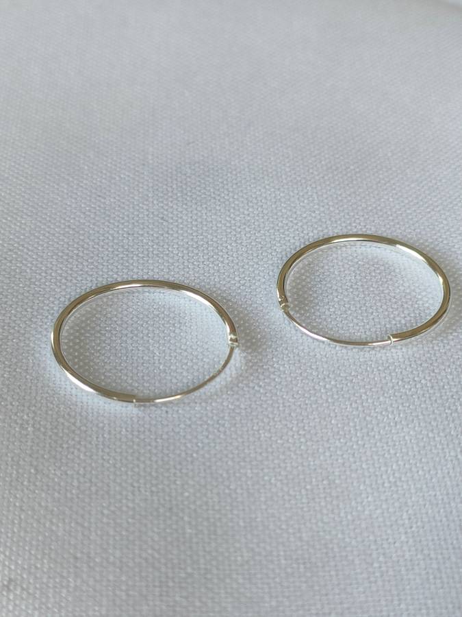 Gorgeous medium sized sterling silver hoop earrings stamped 925