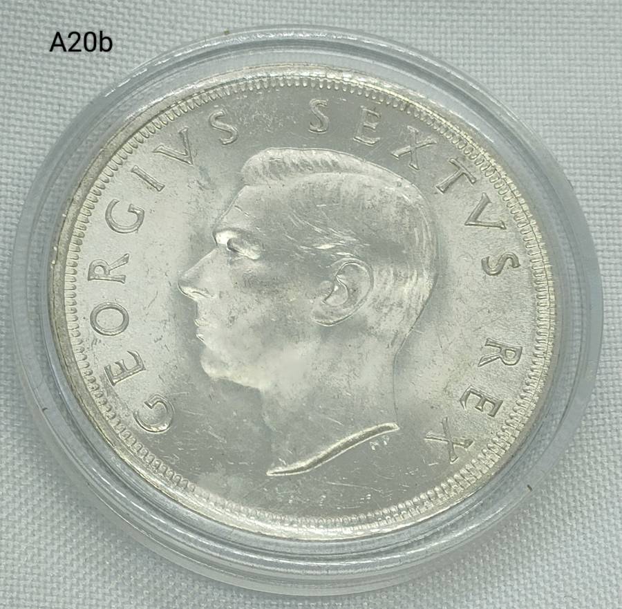 1948 Crown - 5 shillings Union of South Africa- .800 silver - in capsule