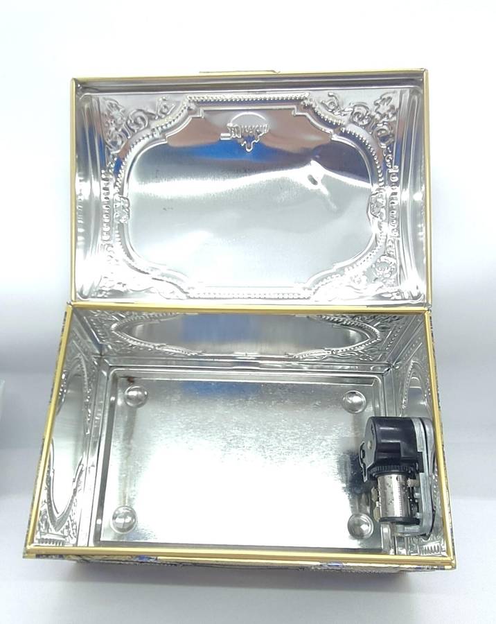 2 Brass containers and musical box biscuit container- no damage - Biscuit box 150 mm x 100 mm