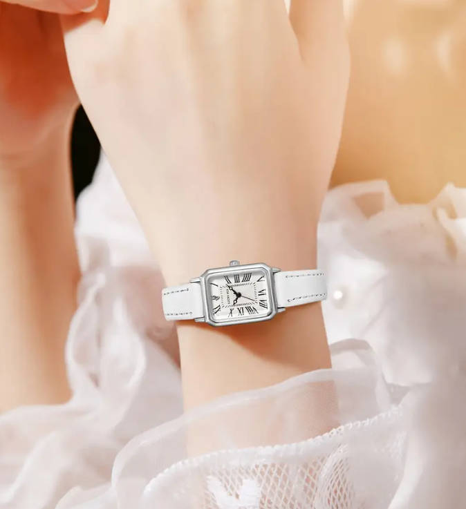 Vintage Style Quartz Wrist Watch - White Strap