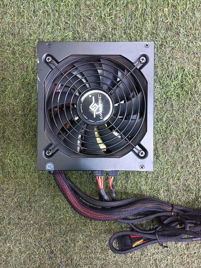 800Watts Power supply/Vantec iON2