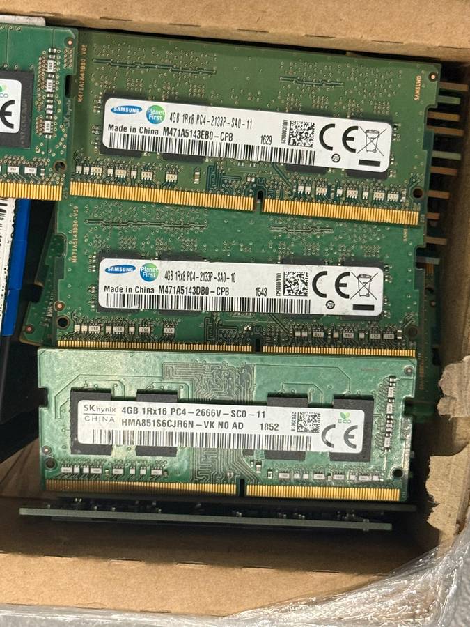 4GB DDR4 LAPTOP MEMORIES