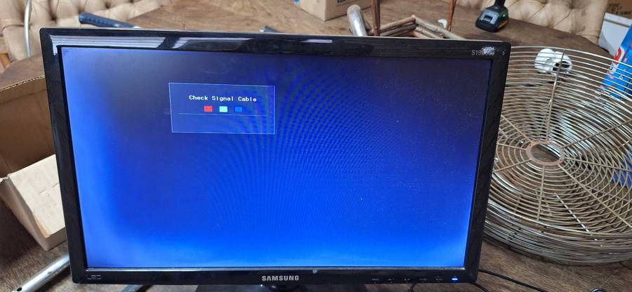 Samsung S19D300NY Monitor x2