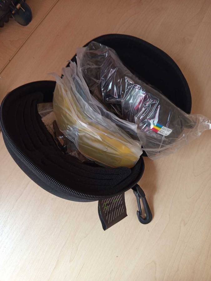 Rockbros Polarized Multi-Lens Cycling Glasses - Black