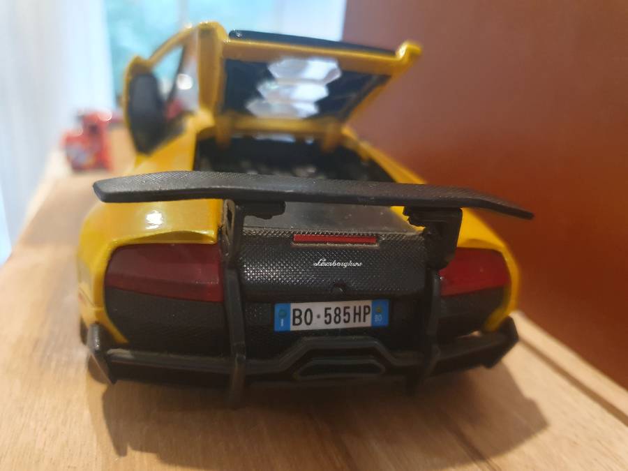 LAMBORGHINI       LP