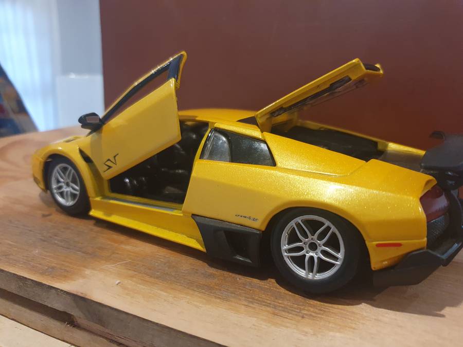 LAMBORGHINI       LP