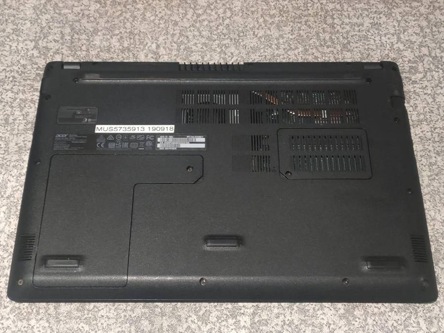 Acer Aspire 3 Intel Core i5-7th Gen 15.6" Display 8GB RAM 1TB Storage WINDOWS 10