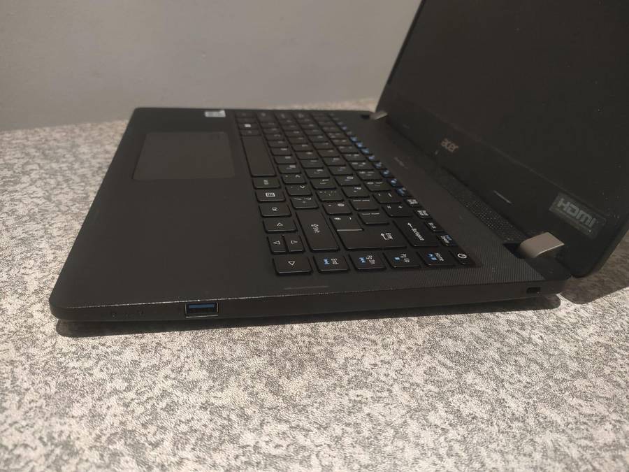 Acer Travelmate P214 Intel Core i5 10th Gen 14" Display for Spares/Repairs