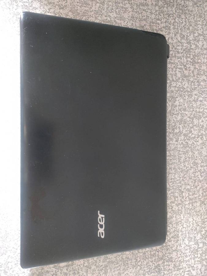 Acer Aspire E1-572 Intel Core i5 4700U Processor 15.6" Display For SPARES/REPAIRS