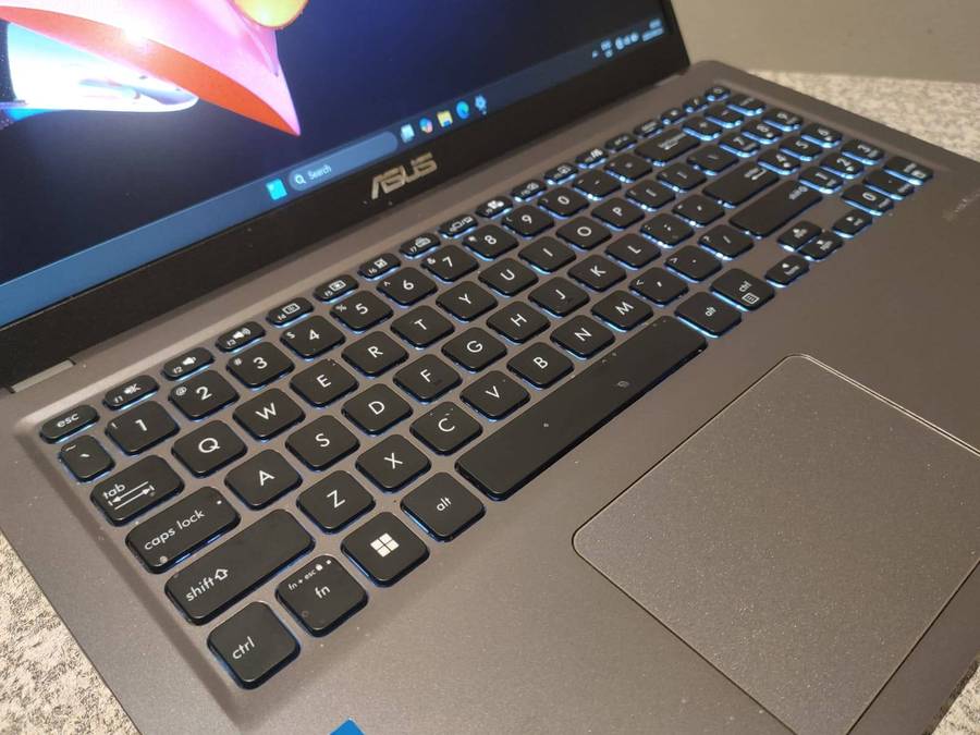 ASUS Vivobook X515 Intel i5 11th Gen CPU 15.6" FHD Display 16GB Ram 256GB M.2 NVMe SSD Windows 11