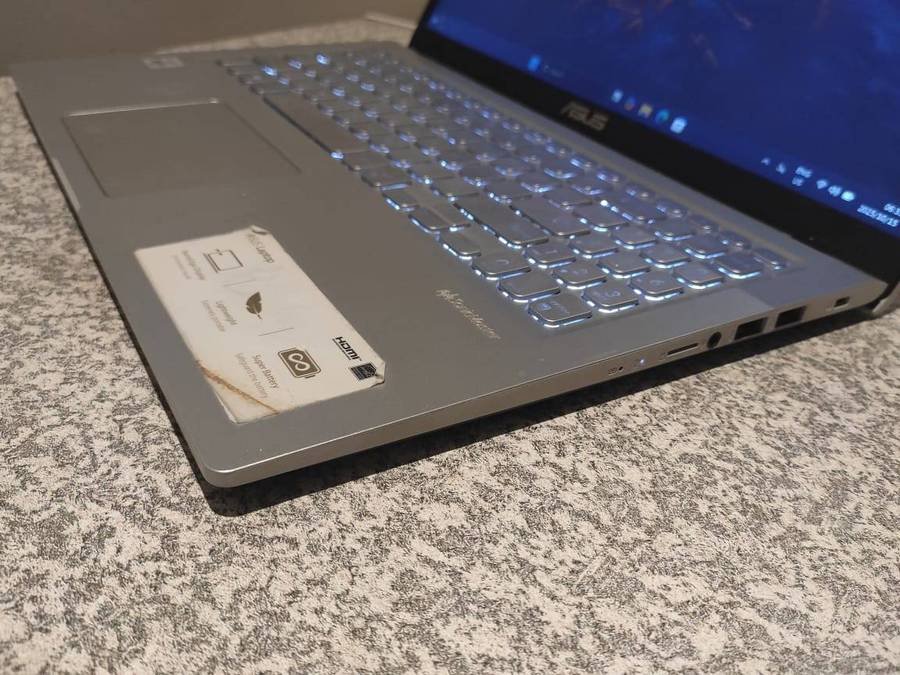 ASUS Vivobook X515 Intel 10th Gen CPU 15.6" FHD Display 8GB Ram 256GB SSD Windows 11