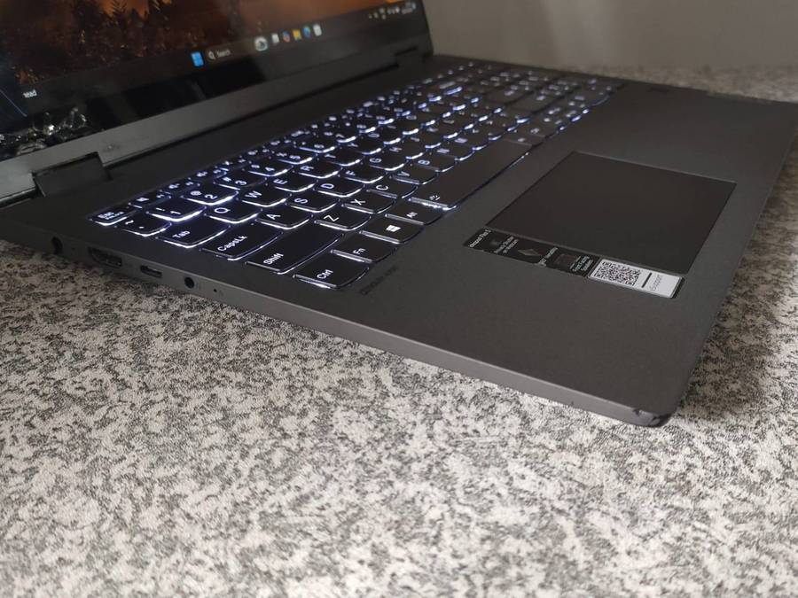 Lenovo Ideapad Flex 5 15.6" Intel Core i5 Processor 8GB Ram 512GB M.2 NVMe SSD Windows 11