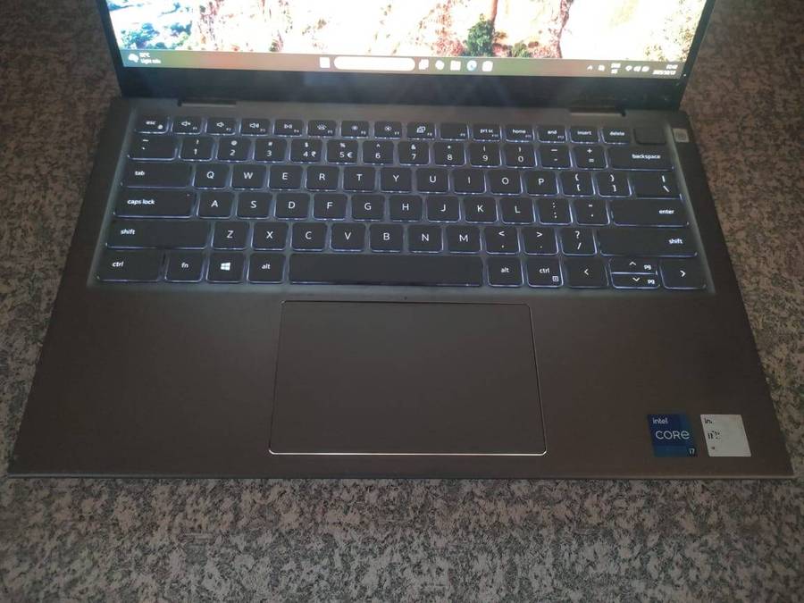 Dell Inspiron 5410 14" FHD Intel Core i7 11th Gen Processor 8GB Ram 256GB M.2 NVMe SSD Windows 11