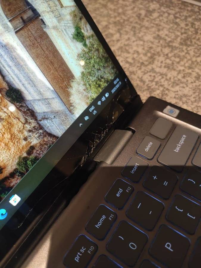 Dell Inspiron 5410 14" FHD Intel Core i7 11th Gen Processor 8GB Ram 256GB M.2 NVMe SSD Windows 11