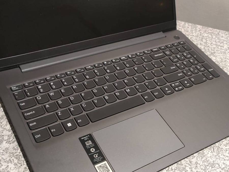 Lenovo Ideapad 3 15.6" Intel Core i5 11th Gen Processor 4GB Ram for Spares/Repairs