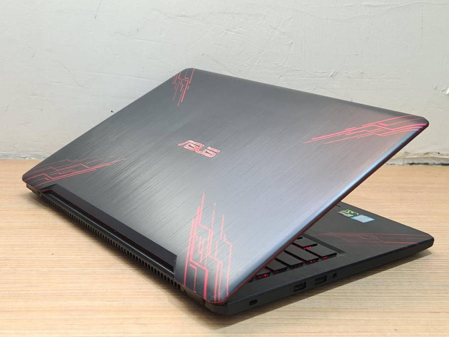 Asus FX570U Gaming Laptop| Core i7-8550U, 16GB Ram DDR4, 512GB SSD and 4GB Dedicated Graphics Card