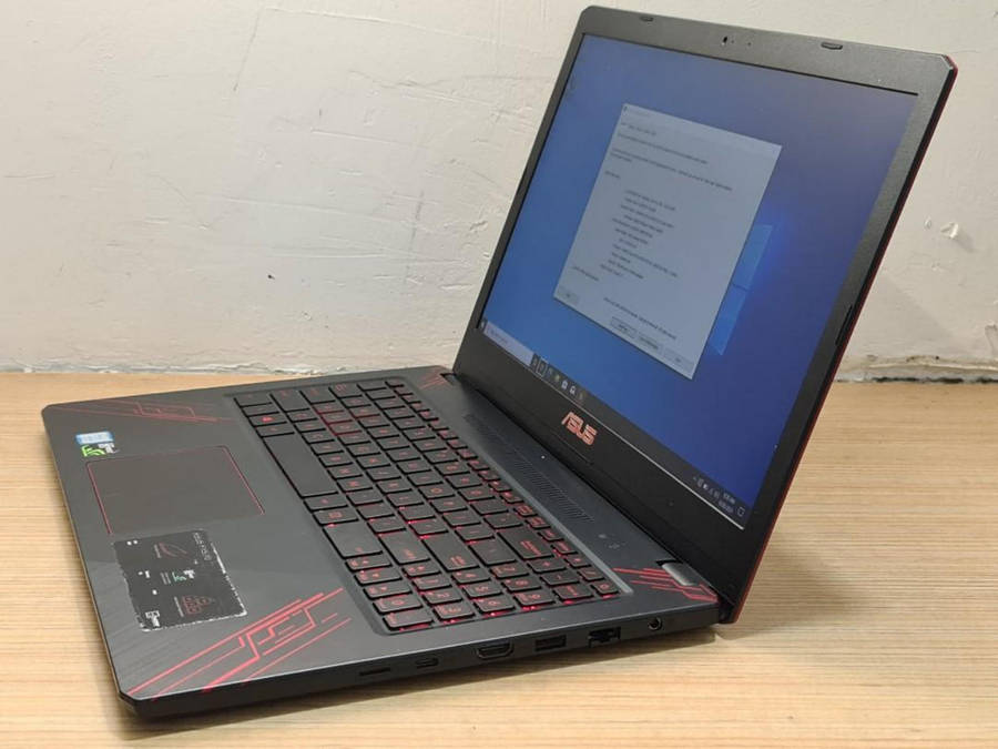 Asus FX570U Gaming Laptop| Core i7-8550U, 16GB Ram DDR4, 512GB SSD and 4GB Dedicated Graphics Card