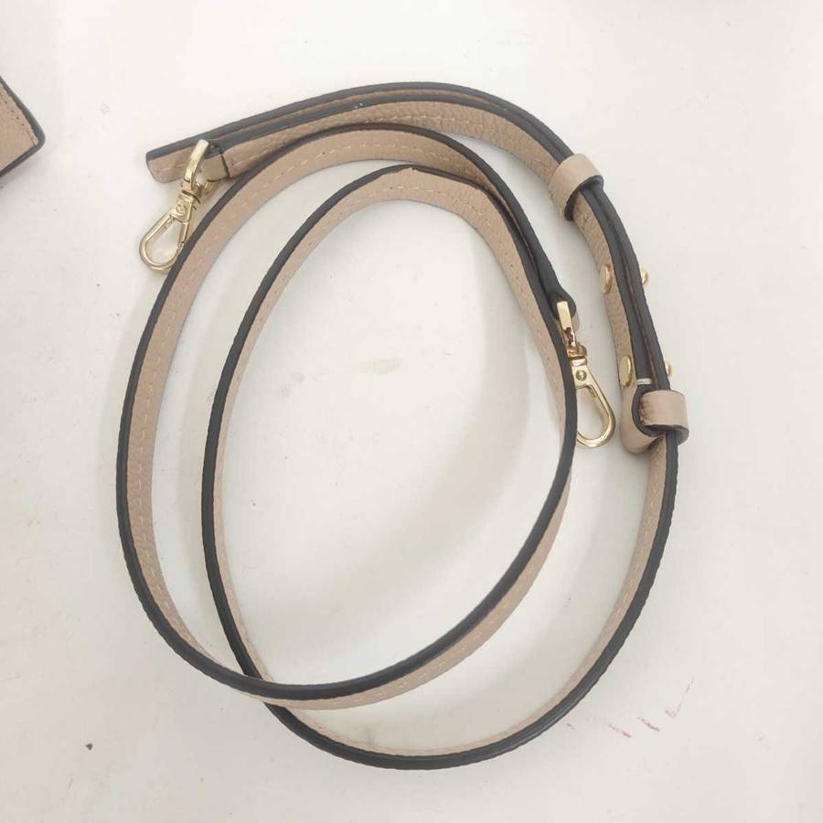 MICHAEL KHORS MEDIUM MERILYN SAFFIANO TOTE BAGS