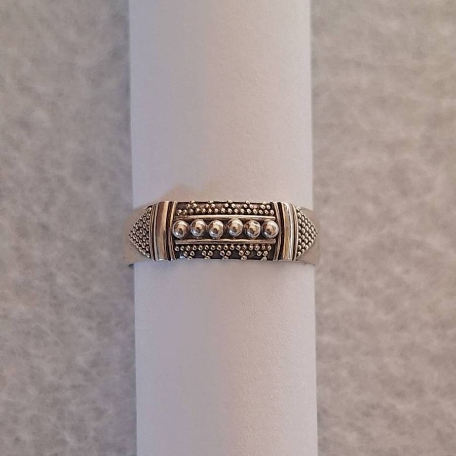 Sterling silver ring