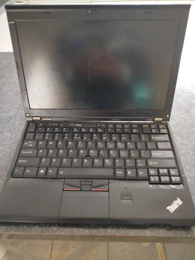 Lenovo X220 for spares or repairs